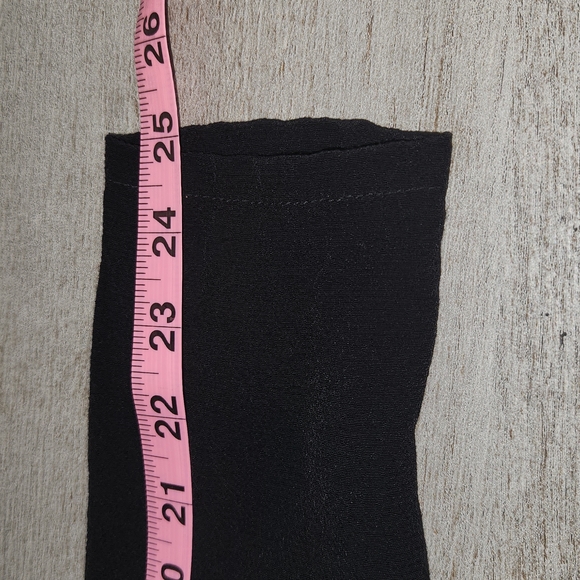 H& M OPEN BACK ,GOLD CHAIN BLACK DRESS SIZE 4 /S NEW WITH TAGS - Picture 10 of 11